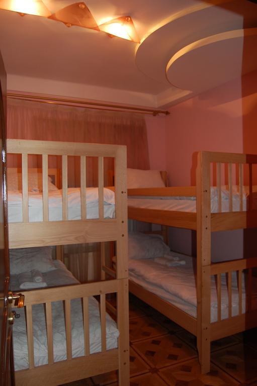 Like Hostel كييف الغرفة الصورة